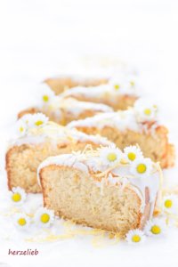 Rezept aus Schweden - Mazarin-Zitruskuchen. Einfach und leicht zu backen Ein Klassiker aus Schweden als Kuchen. Rezept von herzelieb - Mazarin Zitrus Kuchen