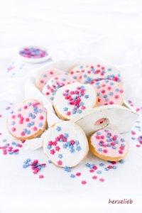 Amerikaner Rezept - Mini-Kuchen für Kindergeburtstag und Party Rezept für Amerikaner von herzelieb - einfach, klein und gut