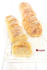 Baguette Stangen Rezept für 3 knusprige Brotstangen