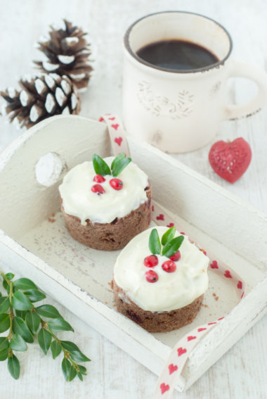 Rezept für weiche Pfefferkuchen mit Creme-Topping Rezept für weiche Pfefferkuchen mit Creme-Topping