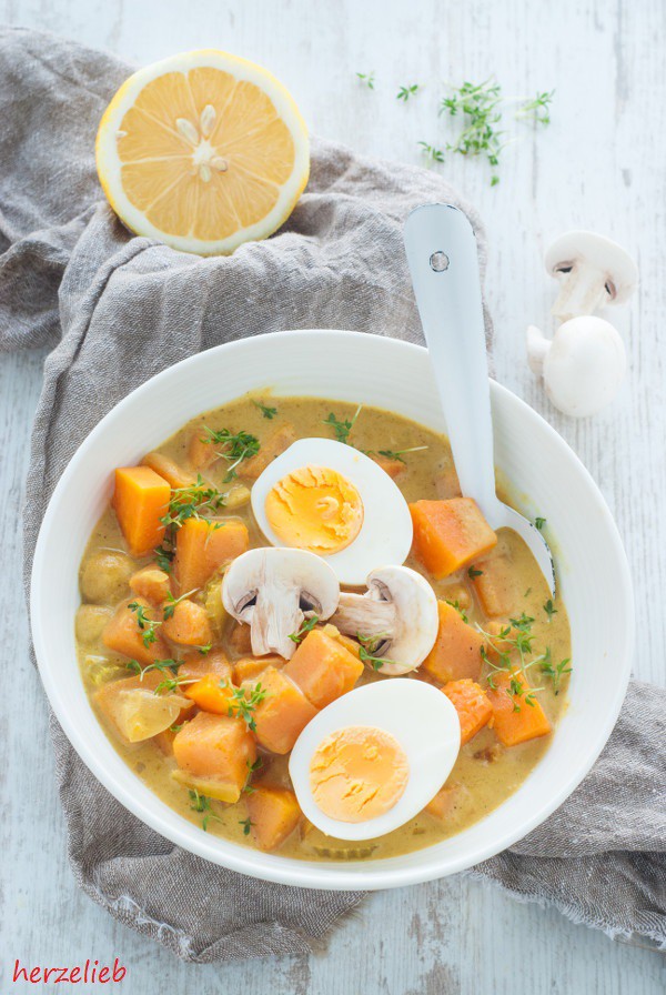 Kürbis Rezept - Kürbis Curry mit Ei ist sensationell einfach zu kochen!
