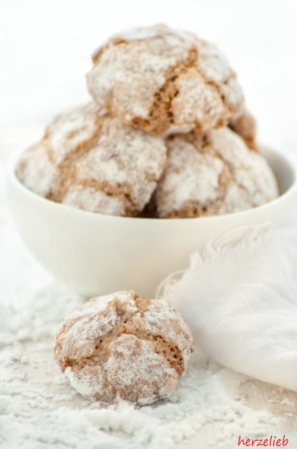 Dieses Rezept für die beste Amaretti morbidi wird mit Amaretto ohne Alkohol gemacht