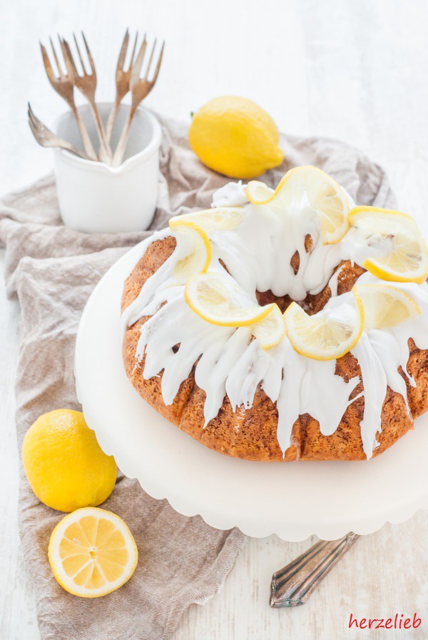 Ein Rezept für einen perfekten, saftigen Zitronenkuchen