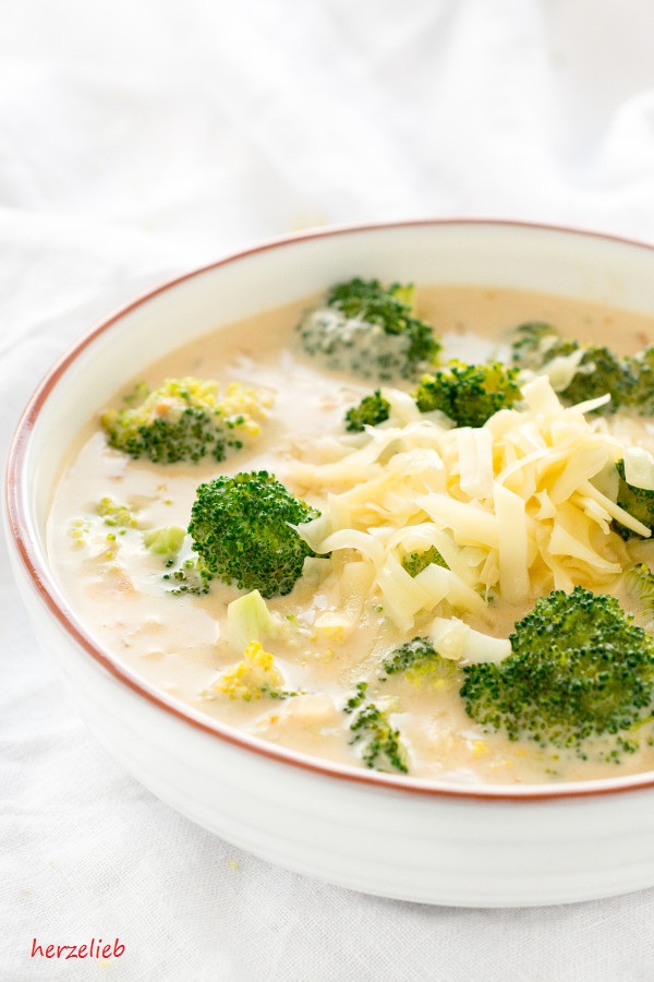 Broccoli Lauchcremesuppe Mit Käse — Rezepte Suchen