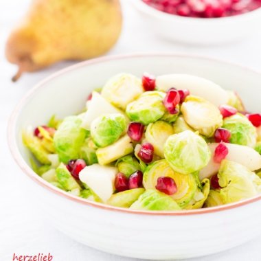 Rezept für Rosenkoh-Birnen-Salat von herzelieb