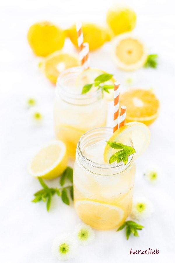 Rezept von herzelieb für einen Orangen Switchel - das Trend-Getränk für den Sommer!