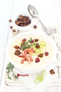 Besondere Kartoffel-Lauch-Suppe Vorspeise vom Foodblog herzelieb