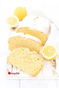 Zitronen-Schmandkuchen Rezept saftiger Zitronenkuchen vom Foodblog herzelieb