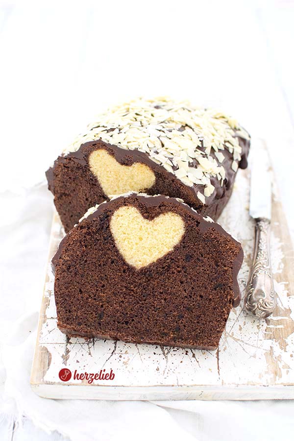 Schokoladenkuchen Rezept Motivkuchen vom Foodblog herzelieb