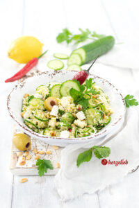 Couscous Salat Rezept mit Gurke und Feta vom Foodblog herzelieb