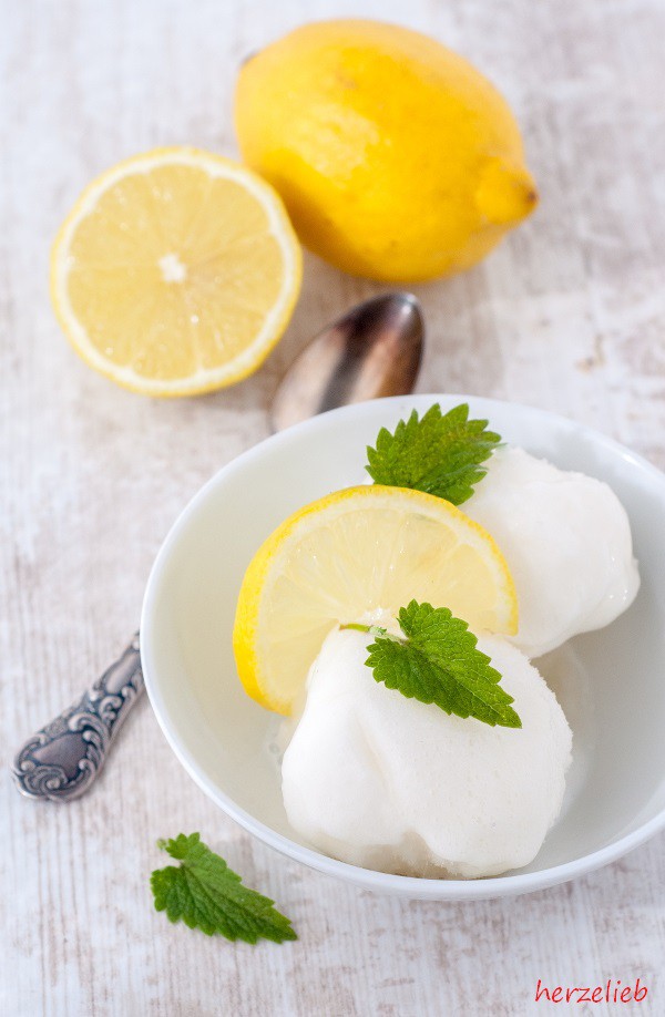Frozen Joghurt Zitrone Rezept