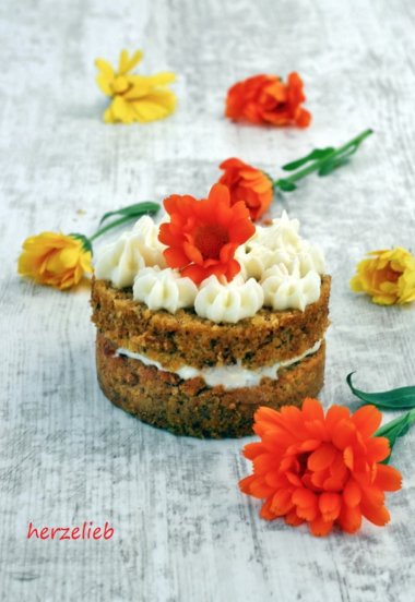 Möhrenkuchen Rezept - Morotskaka ist ein typischer Kuchen aus Schweden ...
